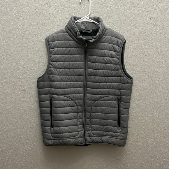 Zara Other - Zara Puffer Vest